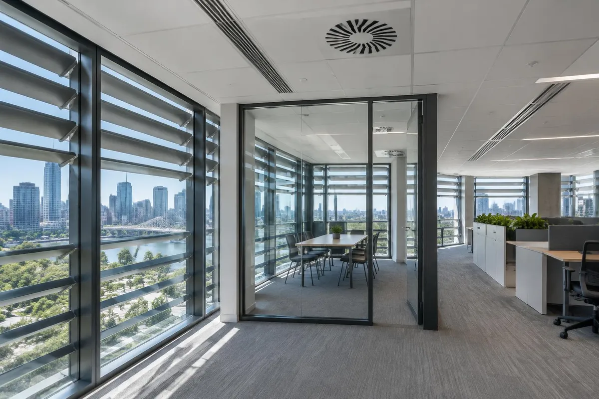 Commercial Air Conditioning Energy Efficiency & NABERS Illustrative office with external window shading, separate meeting-room zone and ceiling air diffusers