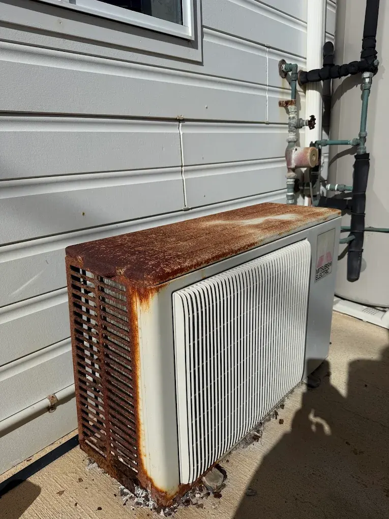 Ducted air conditioning return air grille fitted in a Brisbane ceiling